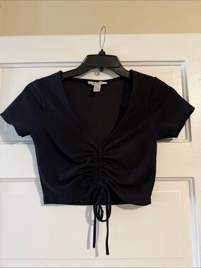 Ruched Front Black V-Neck Crop Top